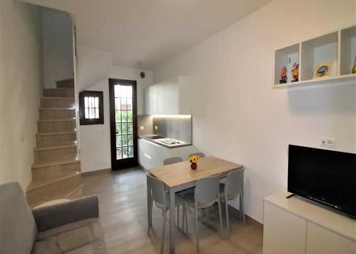 Relaxing Villa With Shared Pool Βίλα